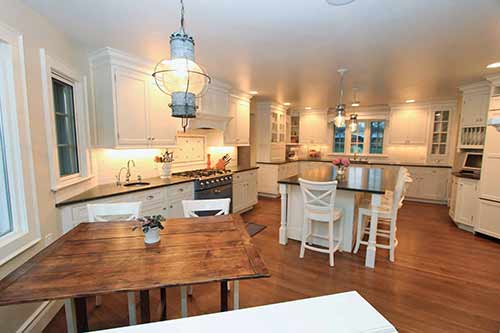 Traditional Coastal Kitchen Remodel by Kitchen King Inc. project photo