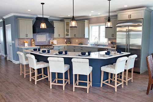 Coastal Transitional Kitchen Remodel by Kitchen King Inc. project photo